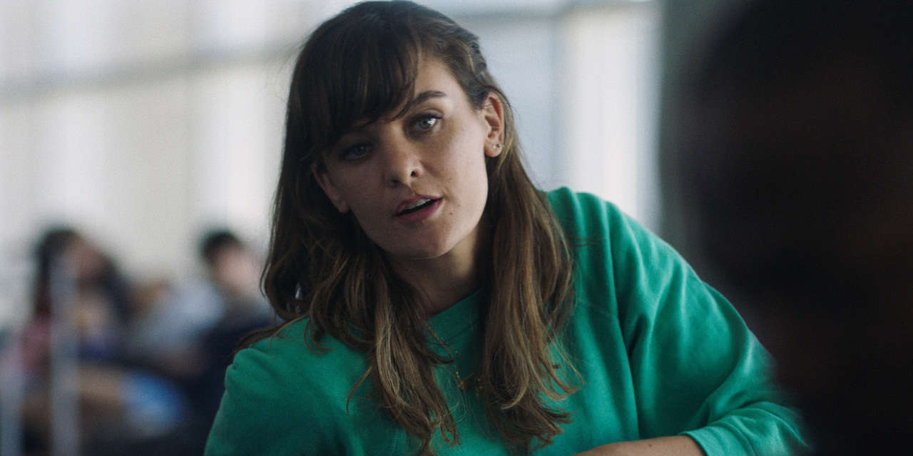 Frankie shaw smilf. SMILF фильм 2015. Фрэнки шоу мамаша s01 e01. SMILF s02e03 (2019).