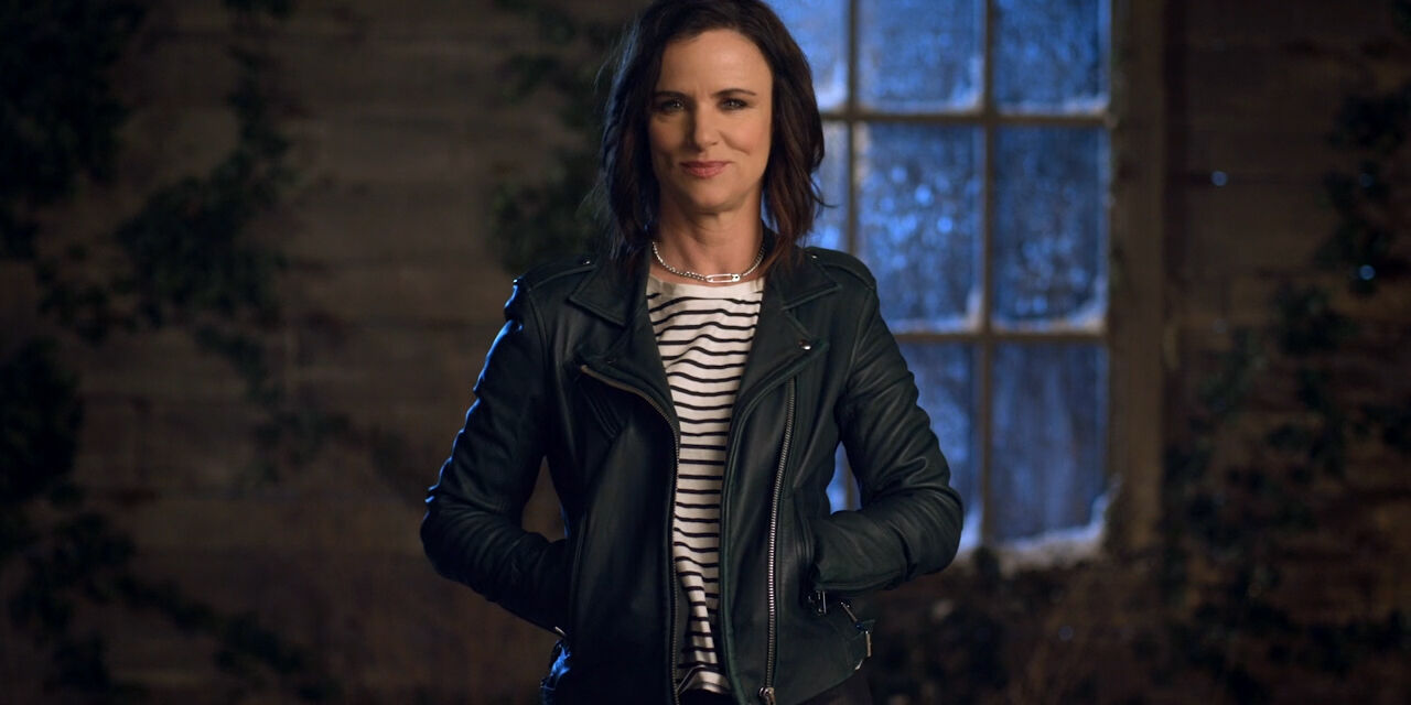 Yellowjackets S01 Juliette Lewis Leather Jacket